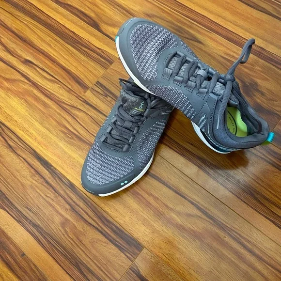Ryka Devotion TX Training Shoes gray & teal NWOB - Picture 8 of 9